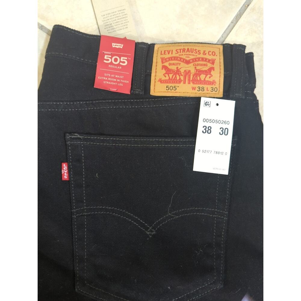 Levi's 505 Men's Regular Fit Straight Leg Jean, 38Wx30L - Black New - Picture 2 of 9